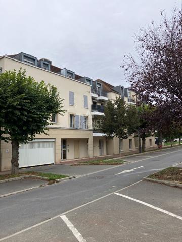 Appartement Maisons Laffitte 1 pièce(s) 230 000 € **  - Référence  4551