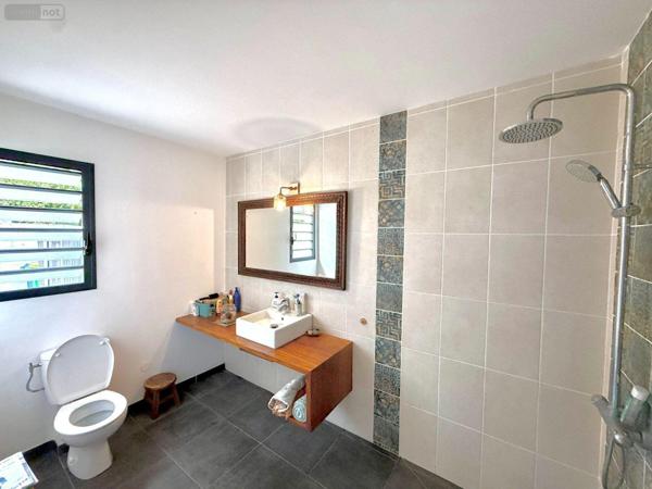 Maison à vendre à Saint-Paul à la Réunion (97460), ref : 97424/233   
BERNICA