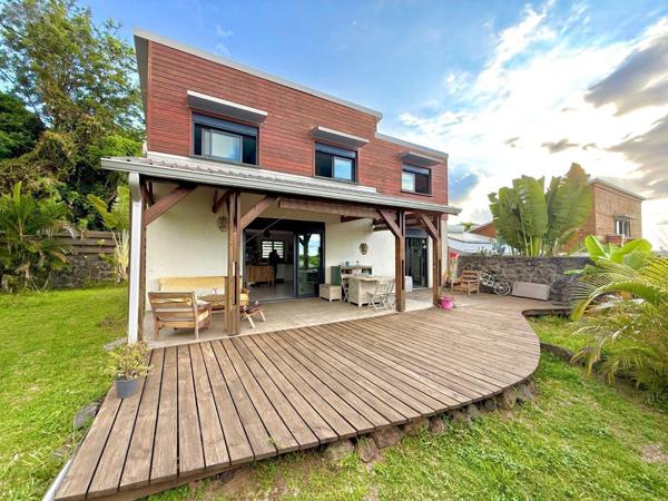 Maison à vendre à Saint-Paul à la Réunion (97460), ref : 97424/233   
BERNICA