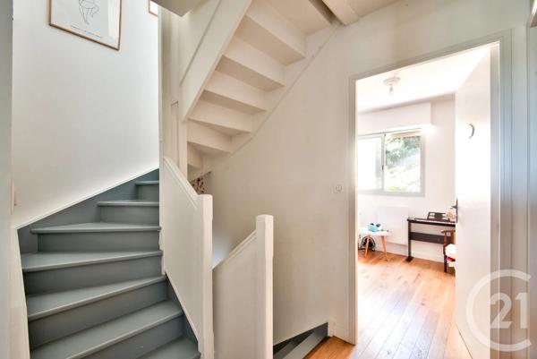 Appartement Triplex à vendre  4 pièces - 78,14 m 2   VILLEFRANCHE SUR MER  - 06