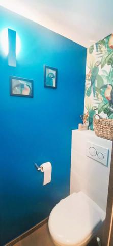 Vous recherchez une maison spacieuse, lumineuse, parfaitement entretenue et idéalement située ? Ne cherchez plus !