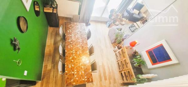 Vous recherchez une maison spacieuse, lumineuse, parfaitement entretenue et idéalement située ? Ne cherchez plus !