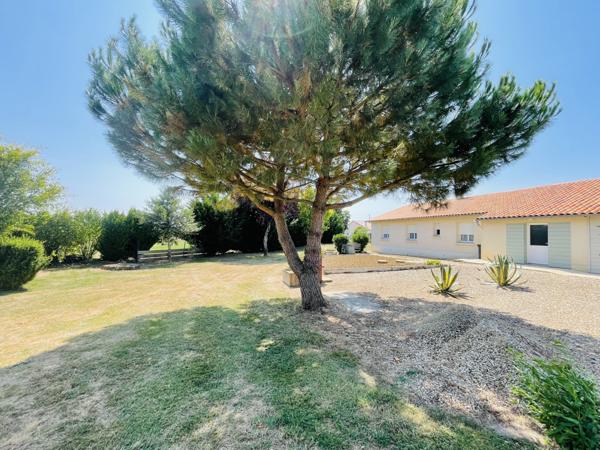 Nieuil-l'Espoir (86340) MAISON DE CHARME