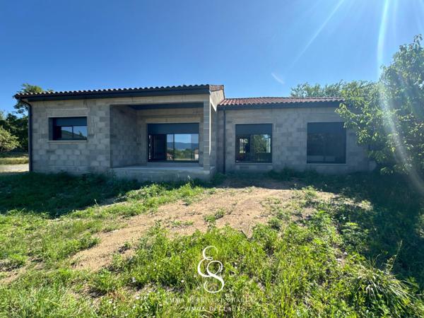 le confort réinventé dans une maison au design moderne