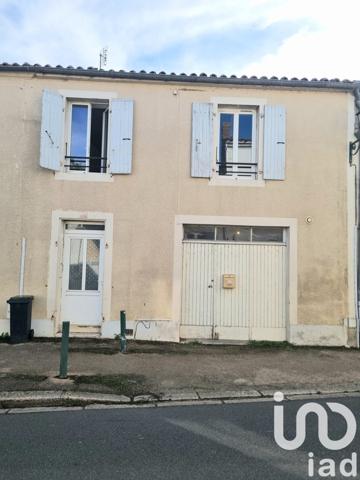 Maison à vendre 4 pièces 80 m² Sainte-Hermine