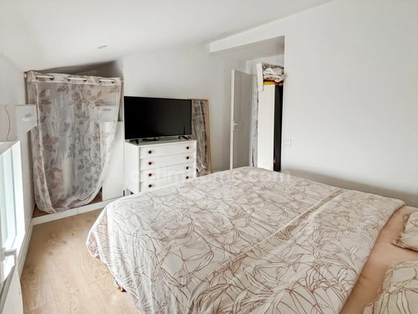 MAISON PIERRE - RENOVEE - PETIT EXTERIEUR - VERTAIZON