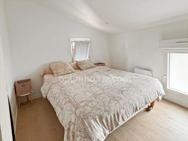 MAISON PIERRE - RENOVEE - PETIT EXTERIEUR - VERTAIZON