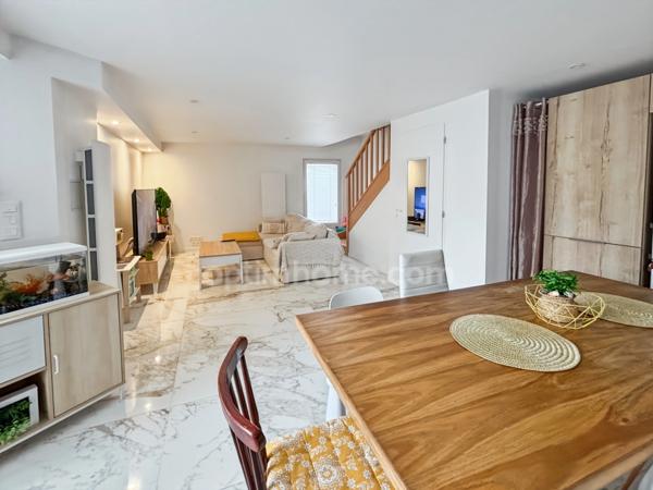 MAISON PIERRE - RENOVEE - PETIT EXTERIEUR - VERTAIZON