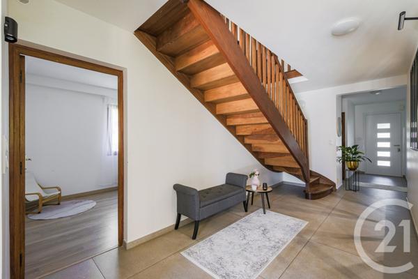 Maison à vendre  6 pièces - 185,49 m2 VIF - 38