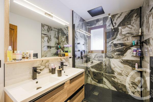 Maison à vendre  6 pièces - 185,49 m2 VIF - 38