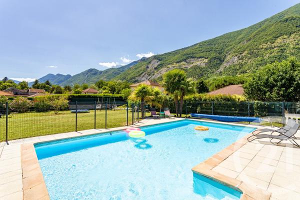 Maison à vendre  6 pièces - 185,49 m2 VIF - 38