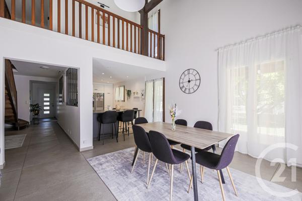 Maison à vendre  6 pièces - 185,49 m2 VIF - 38