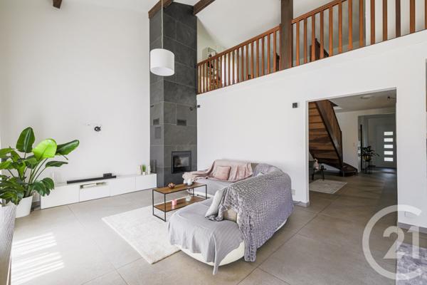 Maison à vendre  6 pièces - 185,49 m2 VIF - 38