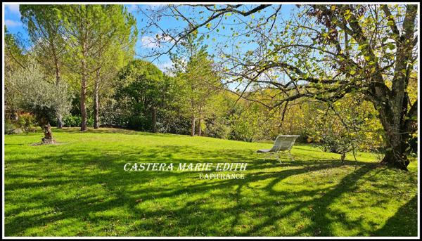 Maison à vendre 8 pièces 272 M² Proche Auch 19756 M² - Secteur recherché - Vue Pyrénées