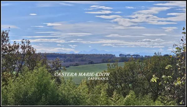 Maison à vendre 8 pièces 272 M² Proche Auch 19756 M² - Secteur recherché - Vue Pyrénées