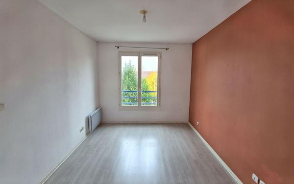 Appartement à vendre    2 pièces • 43 m2 Chambourcy