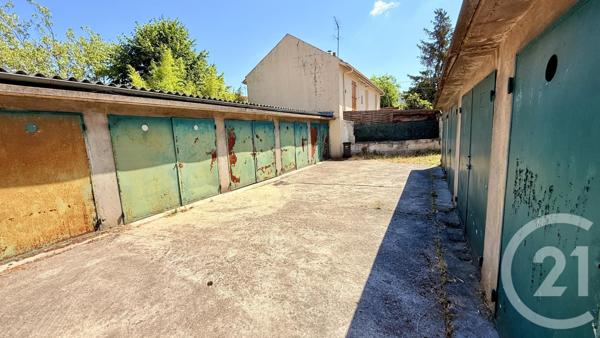 Parking à vendre  363 m2 VILLEMOMBLE - 93