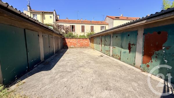 Parking à vendre  363 m2 VILLEMOMBLE - 93