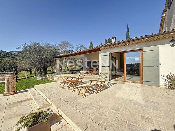 MAISON Grasse 9 pièce(s) 500 m2, 16000 m2 de terrain, au calme absolu, maison annexe,