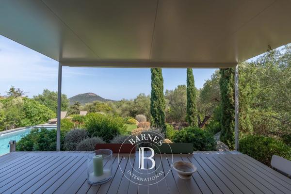 Porto-Vecchio, Villa 2 Chambres -  137 m² à vendre