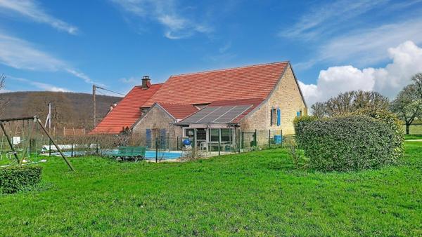 Maison 8 pièces 278 m²