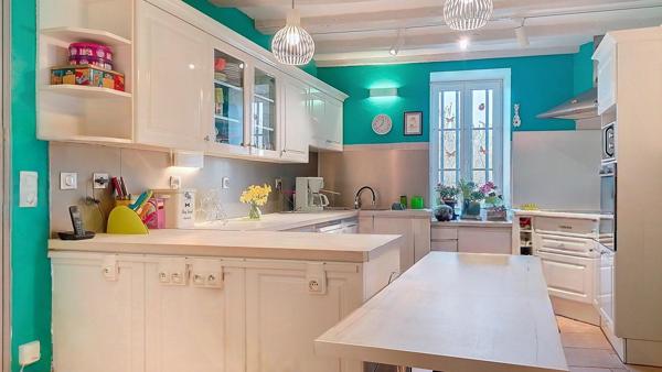 Maison 8 pièces 278 m²