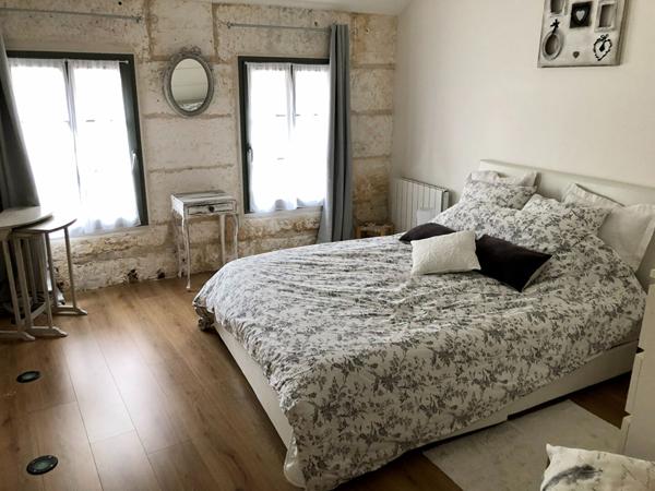 DANS LE CENTRE HISTORIQUE DE PERIGUEUX  MAISON PLEINE DE CHARME.