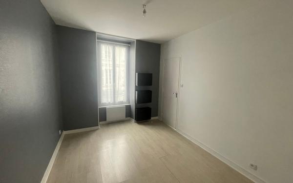 Appartement à vendre    2 pièces • 33,81 m2 La Rochelle