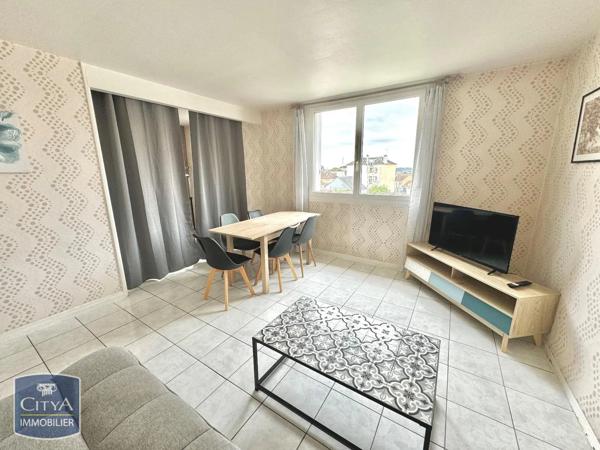 Appartement à louer 4 pièces 61.4m² Le Mans (72100)