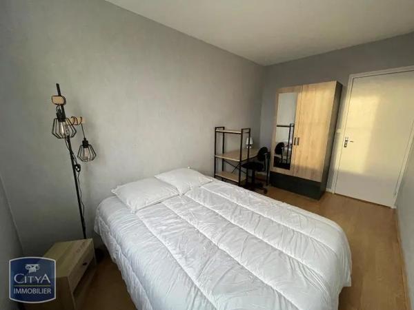 Appartement à louer 4 pièces 61.4m² Le Mans (72100)