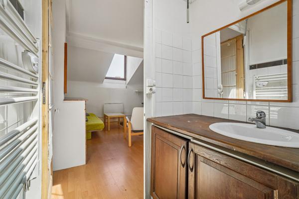 LYON 6 - Foch : Studio de 23,28 m2 en dernier étage