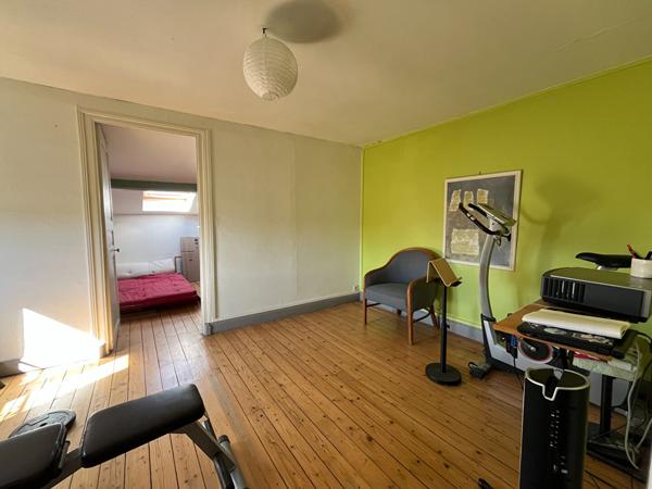 Maison de charme en plein coeur de Poitiers – 5 chambres, jardin et stationnement