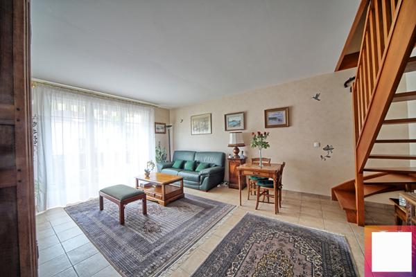 Ris-Orangis (91130) Duplex 3 pièces de 64.5m2 avec box, balcon et une place de parking