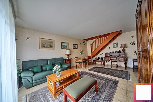 Ris-Orangis (91130) Duplex 3 pièces de 64.5m2 avec box, balcon et une place de parking