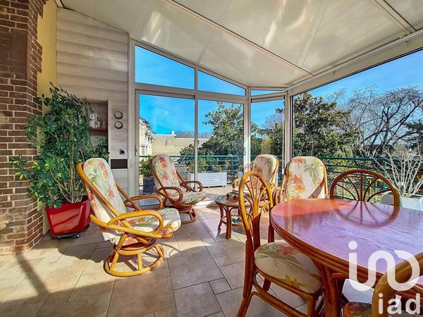 Maison à vendre 8 pièces 206 m² Saint-Pierre-du-Vauvray