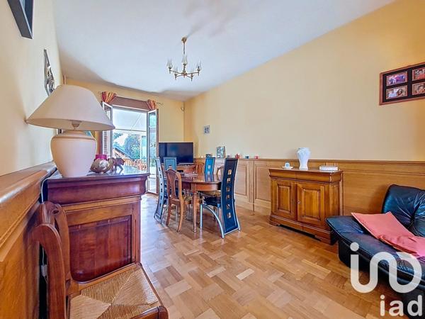 Maison à vendre 8 pièces 206 m² Saint-Pierre-du-Vauvray