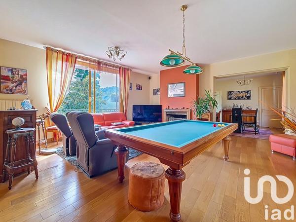 Maison à vendre 8 pièces 206 m² Saint-Pierre-du-Vauvray