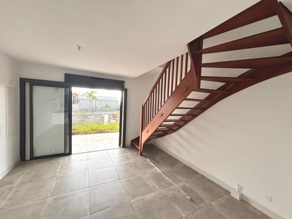 VILLA F3 DUPLEX / ST PIERRE