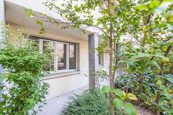 Appartement à vendre    3 pièces • 58,07 m2    Paris 14