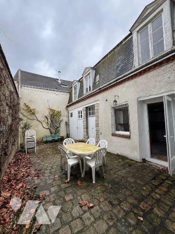 Maison d'Env. 250 m² à PITHIVIERS (45300)