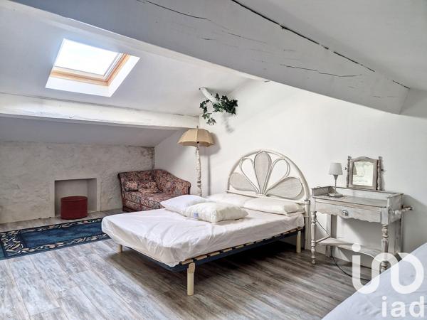 Demeure 8 pièces de 207 m² à Capendu (11700)