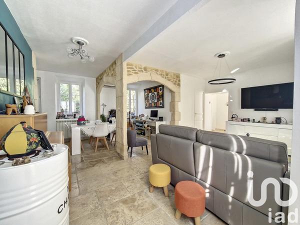 Demeure 8 pièces de 207 m² à Capendu (11700)