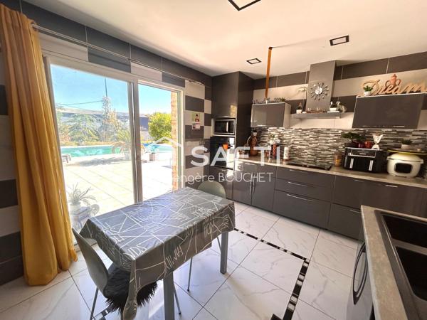 Maison contemporaine de 140m2 avec piscine
