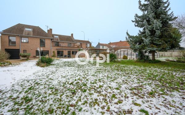 Maison à vendre    6 pièces • 250 m2 Lambres-lez-Douai