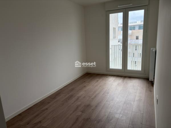 Location Appartement 4 pièces 79.23 m² - Cergy 95000