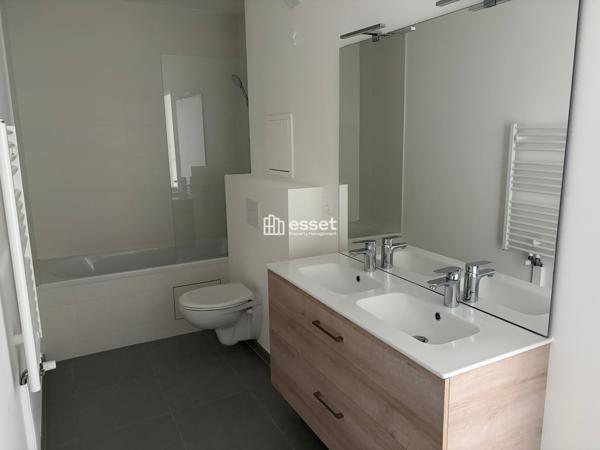 Location Appartement 4 pièces 79.23 m² - Cergy 95000