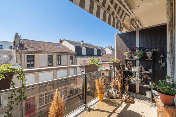 Appartement
         2 pièces
        - 49 m² Exclusivité 124 900 € *
