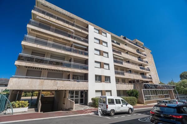 Appartement
         2 pièces
        - 49 m² Exclusivité 124 900 € *
