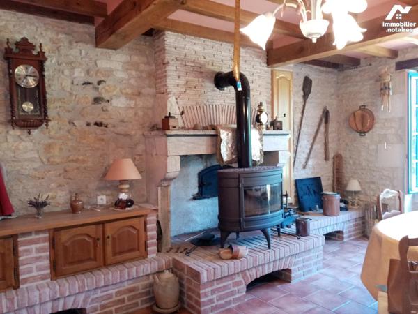 FERMETTE RENOVEE à 10 mn de l'A77 et de LA CHARITE