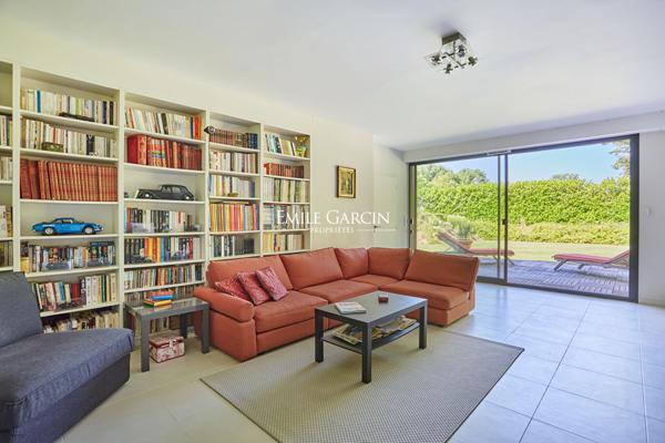 A vendre-Demeure style Californien-465 m²-La Celle St Cloud- terrain 2000 m²